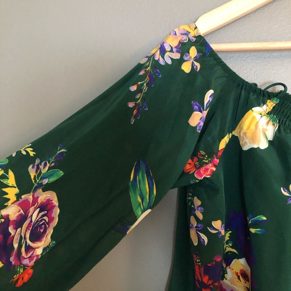 Anthropologie 100%‎ silk off the shoulder blouse - Picture 4 of 10